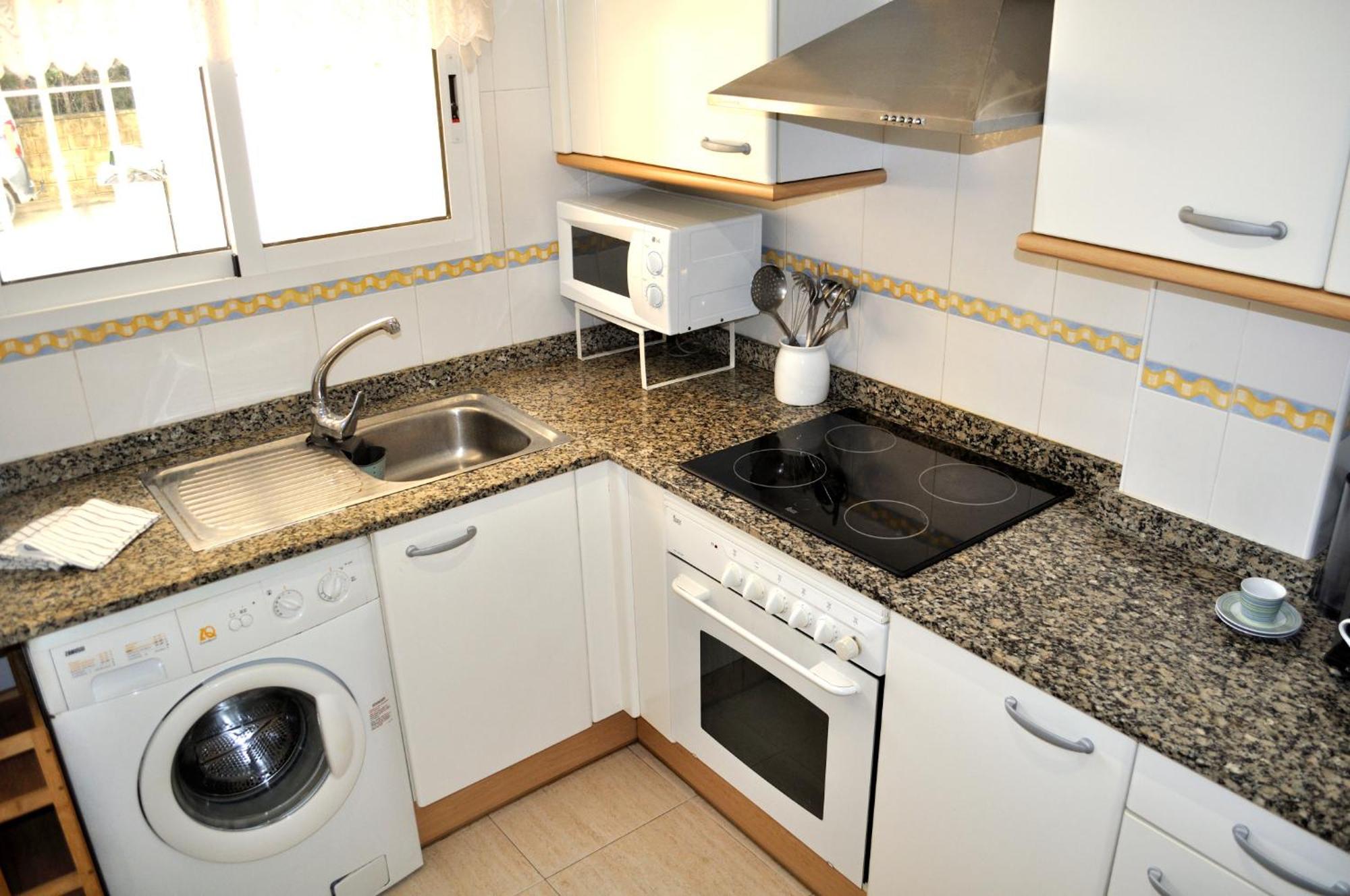 Apartment La Rivera, 2 Dormitorios, By Bookindenia